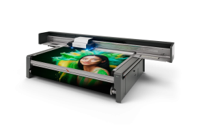 Das swissQprint-Flachbettsortiment ist um zwei Modelle reicher: Topi 5 und Oryx 5